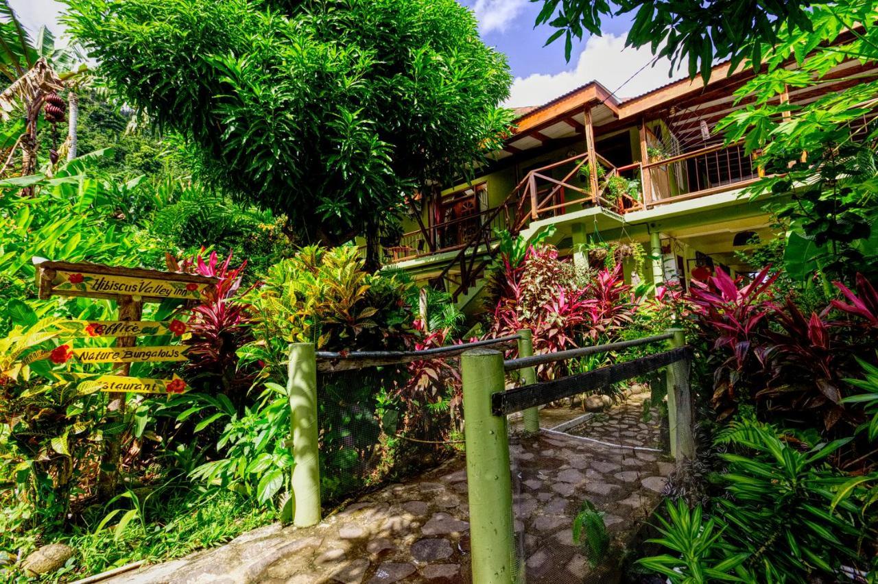 Hibiscus Valley Inn Marigot Ngoại thất bức ảnh