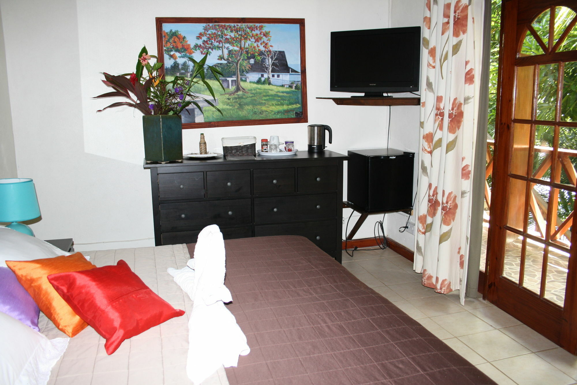 Hibiscus Valley Inn Marigot Ngoại thất bức ảnh