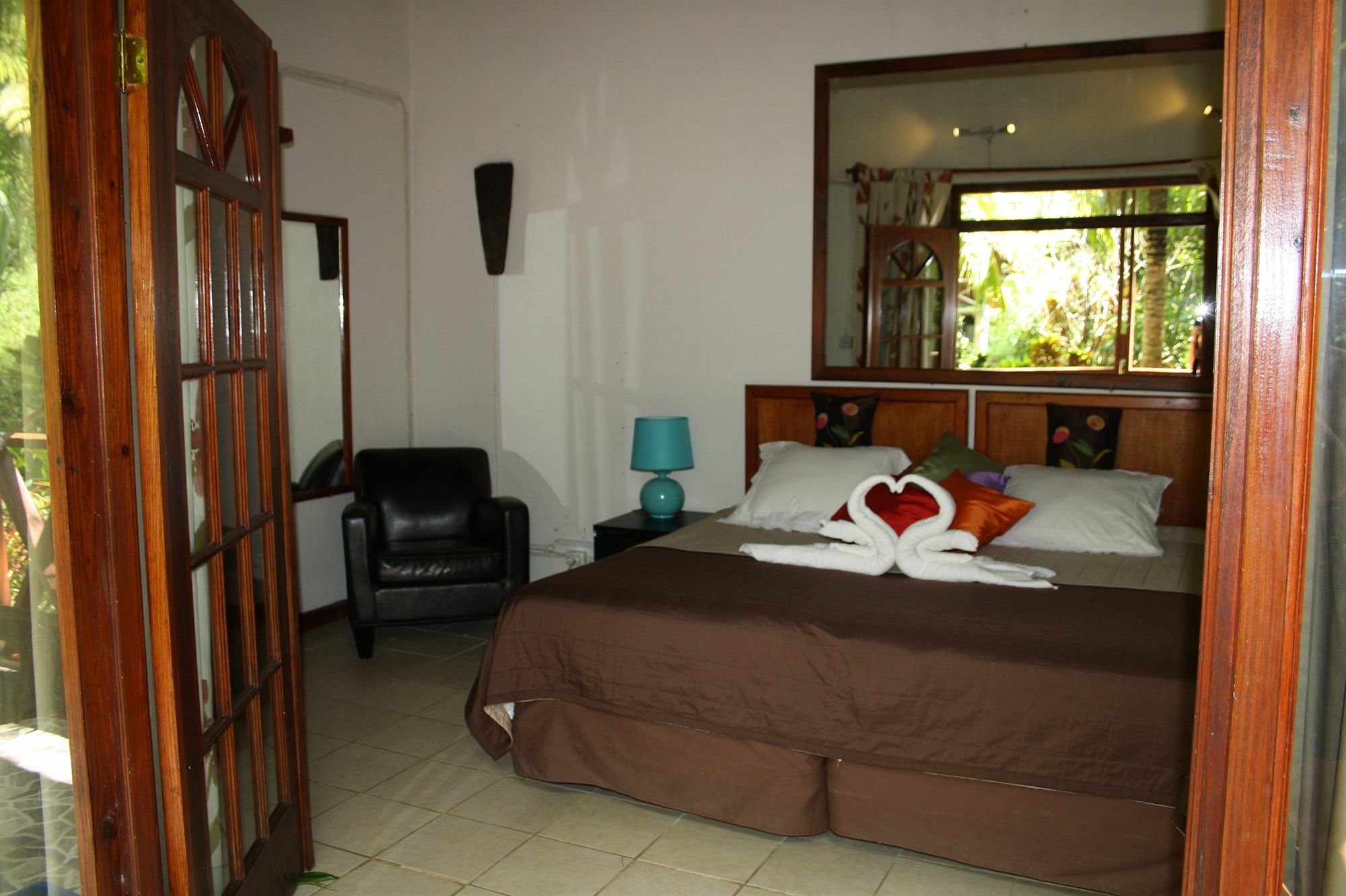 Hibiscus Valley Inn Marigot Ngoại thất bức ảnh